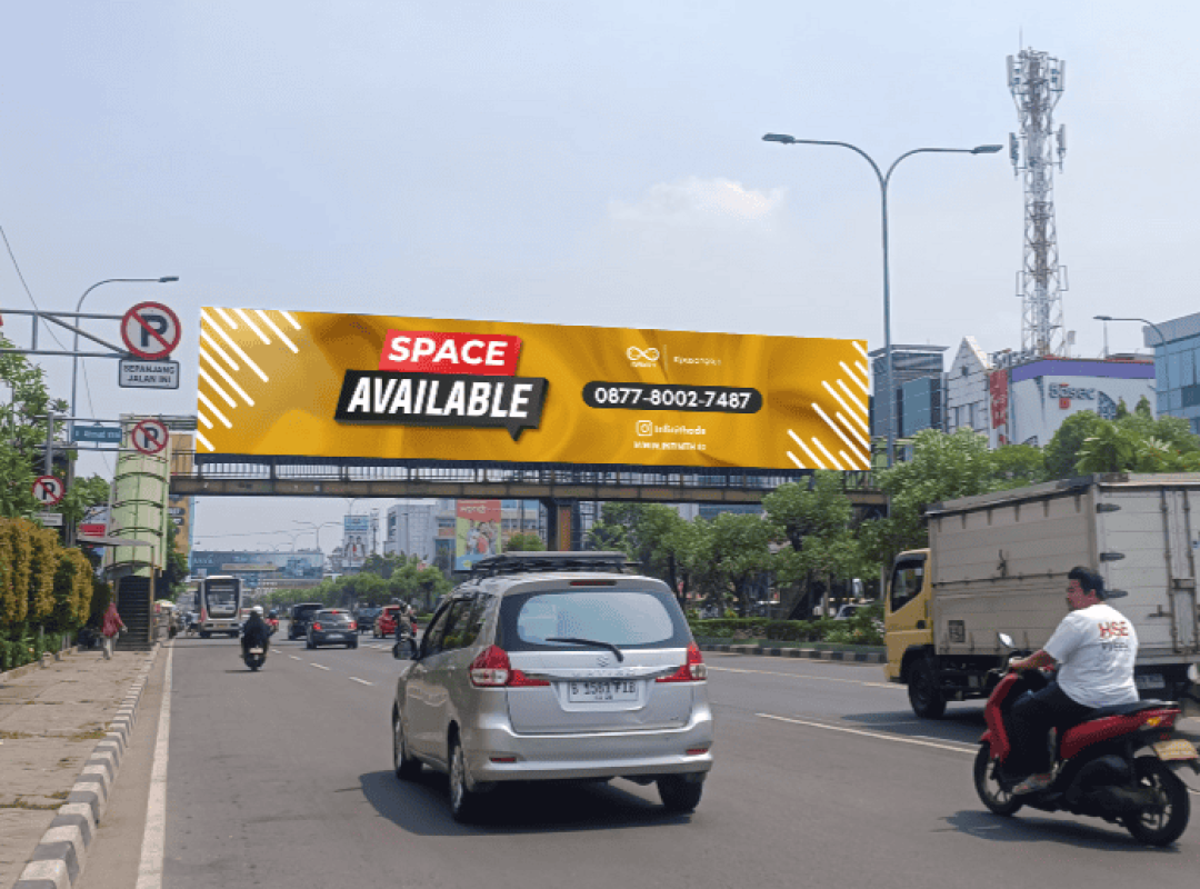 Jl. Raya Ahmad Yani - JPO RS Mitra Keluarga Bekasi Barat (Sisi A)